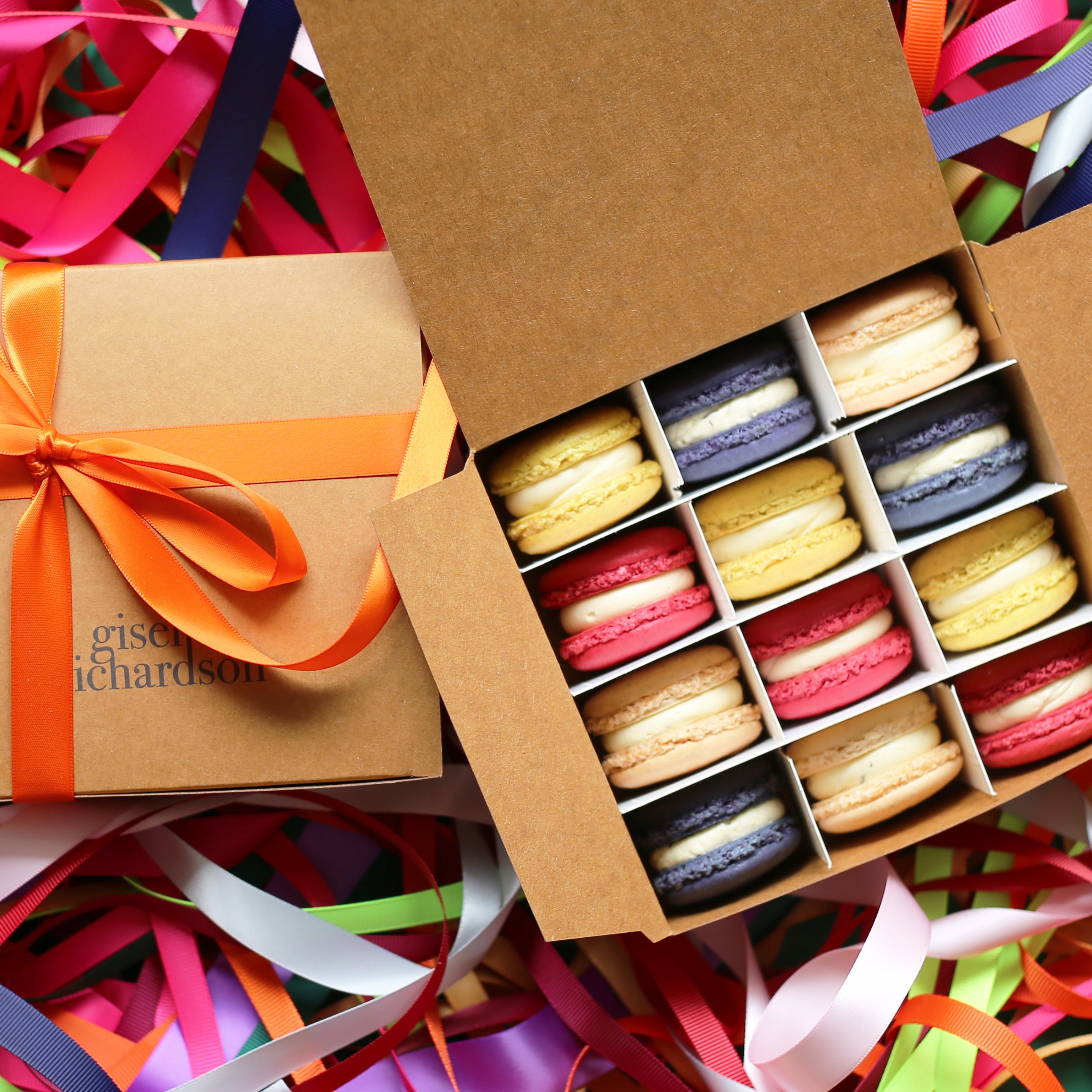 The Blossom Macaron Gift Box