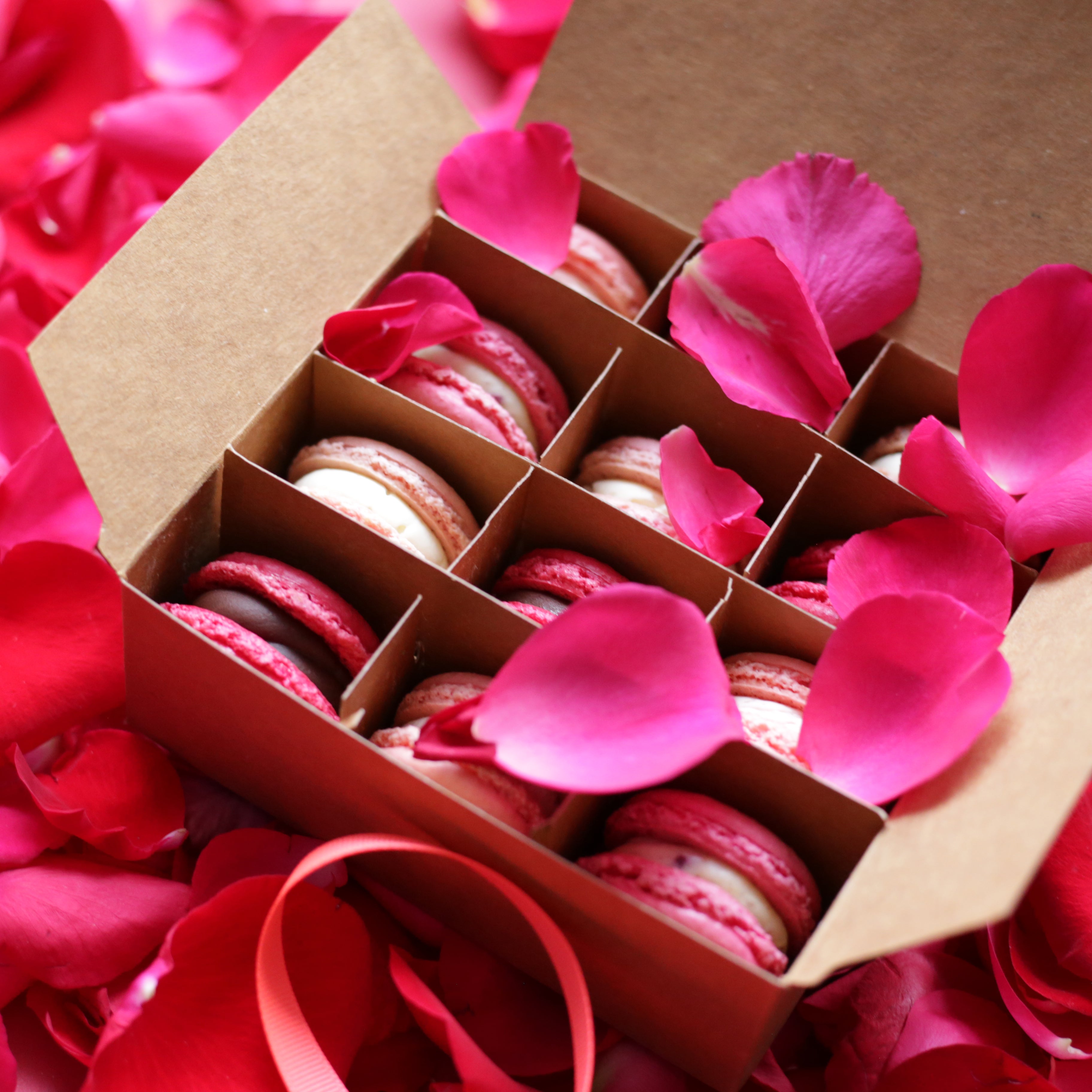 The Pinks Macaron Gift Box