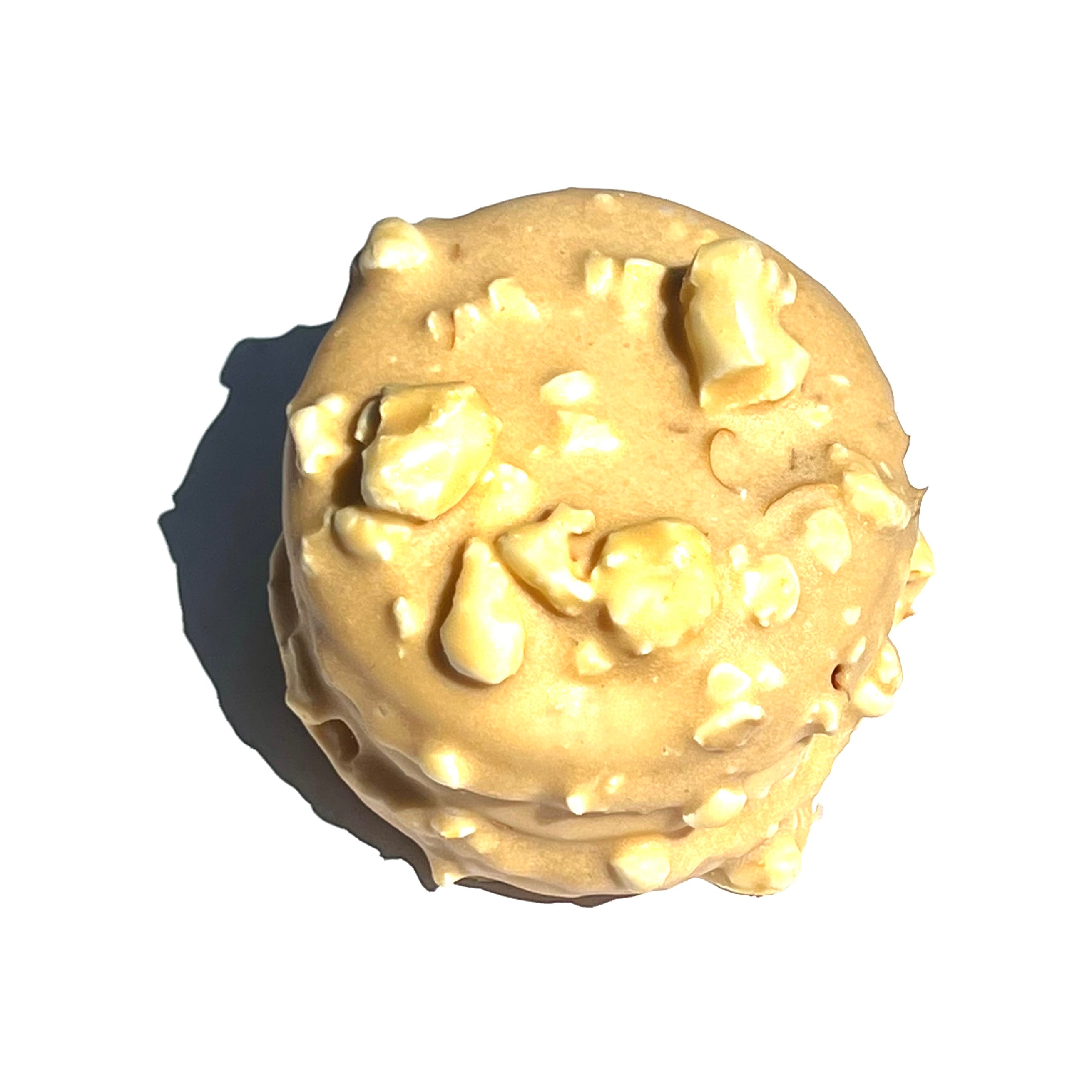 Golden Chocolate Popcorn Macaron Wagon Wheel